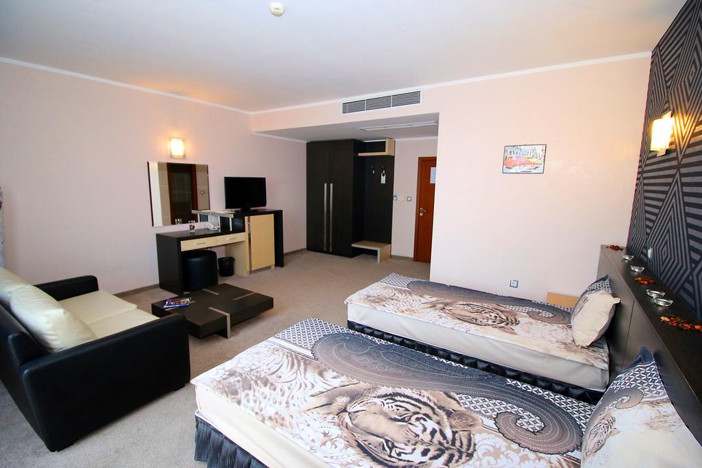 Hotel Noris Plovdiv Chambre photo